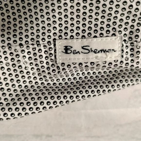 Ben Sherman Slim Fit Men Sz Medium Shirt Button Down Black Dots Cotton Pocket - Picture 9 of 10